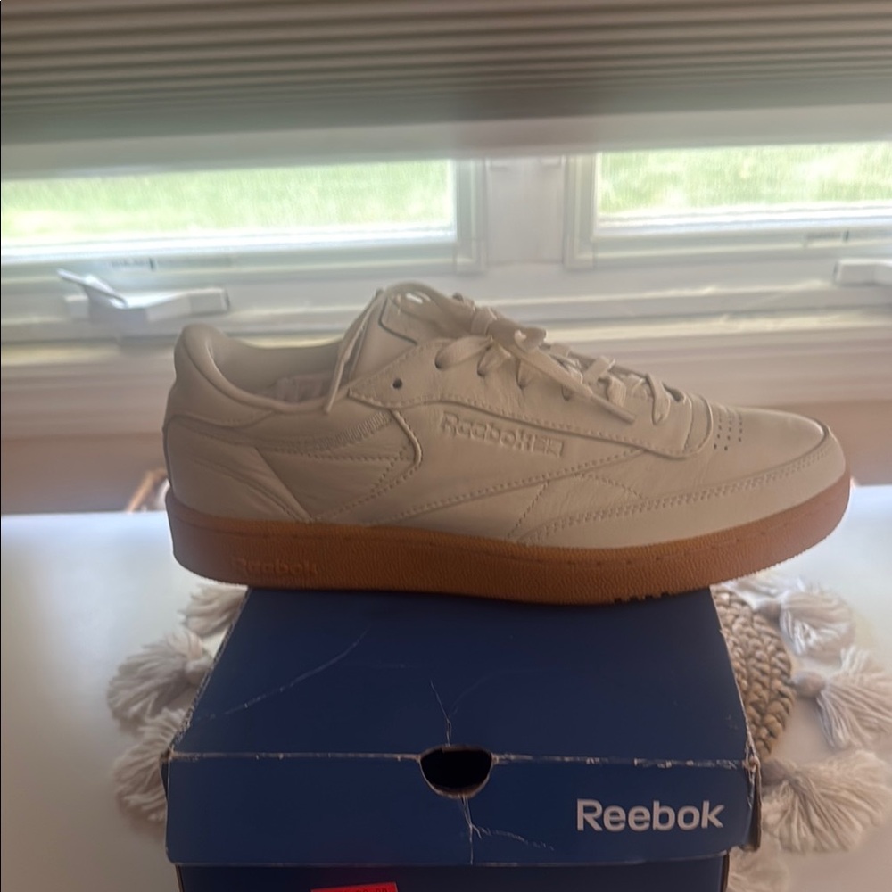 Reebok Men's Club C